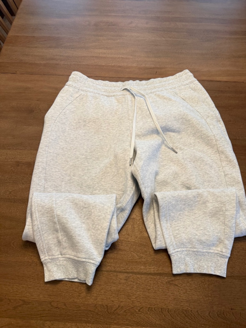 Lululemon Scuba Mid-Rise Jogger Regular